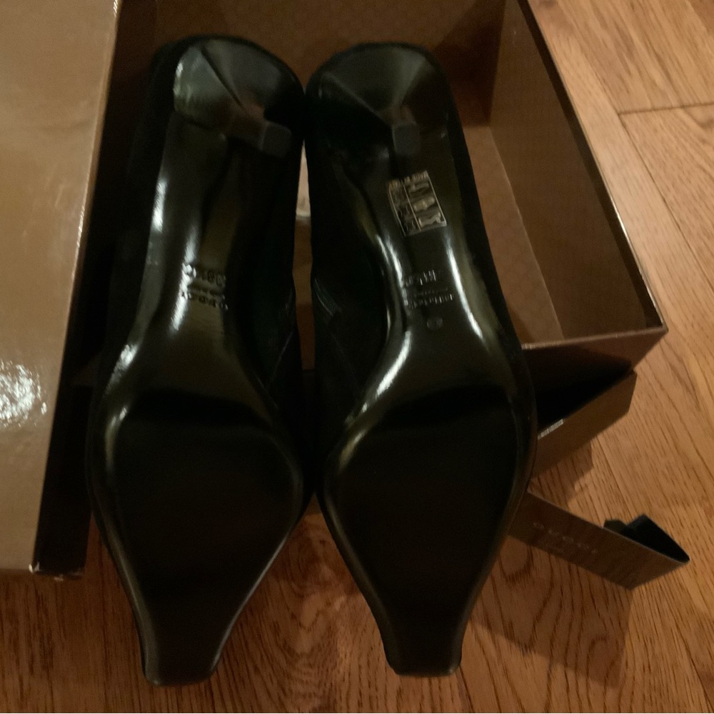 Gucci Booties - New with Box - Size 38.5 - Black Suede - Picture 9 of 15